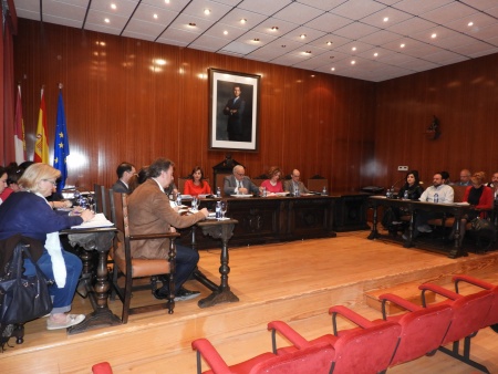 Pleno del Ayuntamiento de Manzanares correspondiente al mes de abril