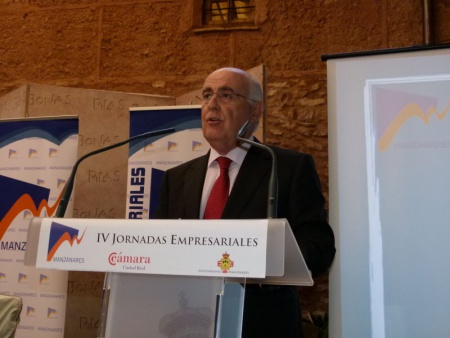Antonio Noblejas participó en una de las conferencias de las Jornadas Empresariales de 2014 en Manzanares