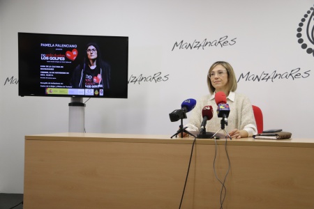 Laura Carrillo durante la presentación de los actos