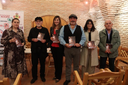 Presentación del libro 'Un ataúd enorme y otros relatos' de Matías Ignacio Martínez