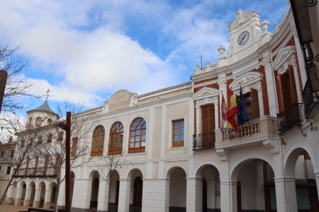 Exterior del Ayuntamiento de Manzanares