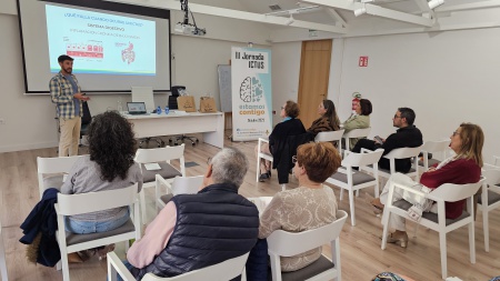 Sergio García durante su ponencia en las III Jornadas sobre Ictus Sergio García durante su ponencia en las III Jornadas sobre Ictus