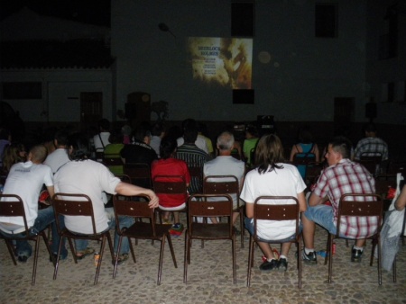 Cine bajo las estrellas en el centro cultural \\\\\\\"La Ciega\\\\\\\"