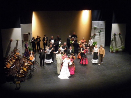 Representación del espectáculo "Lorca Gitano" a cargo de la Agrupación de Música y Danza "Manuel de Falla"