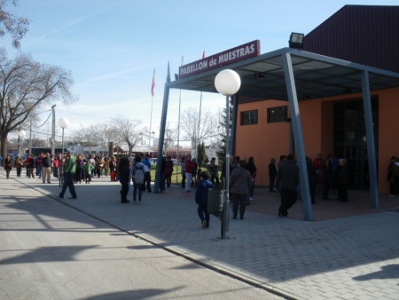 Puerta del Pabellón Ferial a las 11,00 horas del sábado