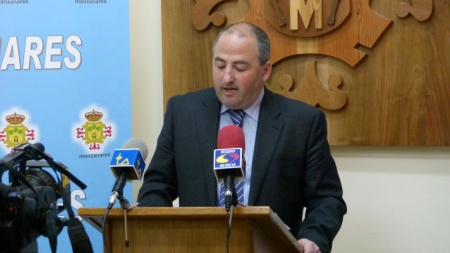 Alfonso Mazarro en rueda de prensa