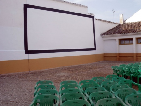 Pantalla de cine en el  Centro Ciega