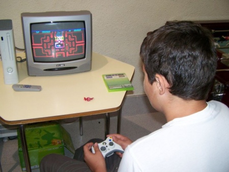 Niño jugando en Manzaparty