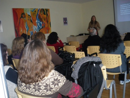 Charla salud mental en el centro de la mujer