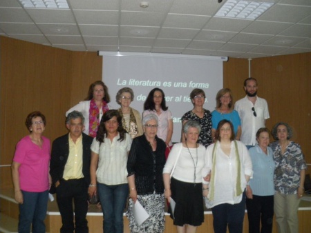 Integrantes del taller de literatura del Centro de la Mujer