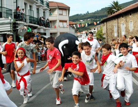 Imagen de encierros infantiles de otras poblaciones