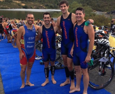 Miembros del Alucinatura en el Triatlón de Cabañeros