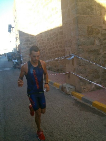 Jesús Calle, ganador del triatlón de Cozar