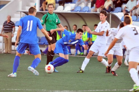 Lance del partido Manzanares - Albacete B. Foto: Roque J. Cuesta