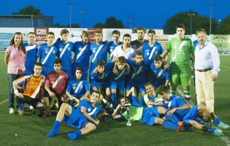 El Manzanares CF juvenil quedó subcampeón. Foto: Roque J. Cuesta