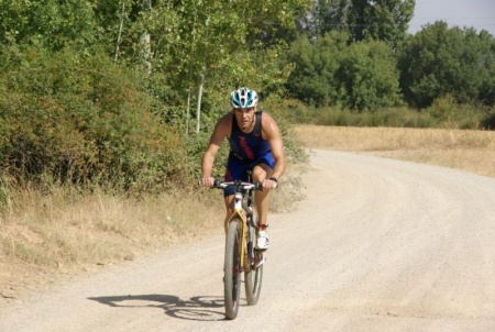 José Sánchez-Migallón durante el sector en BTT del Duatlón de Santa Pola