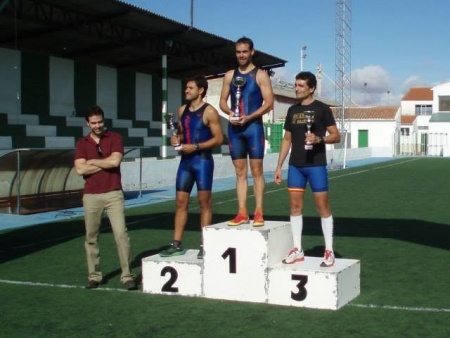 "Jaro" y Alfonso Navas en el pódium de Bolaños