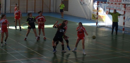 Imagen del partido del equipo femenino absoluto