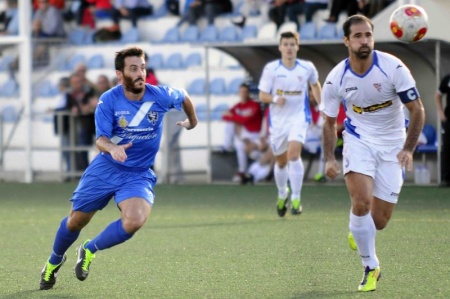 Corbacho será baja para este partido. Foto: Roque J. Cuesta