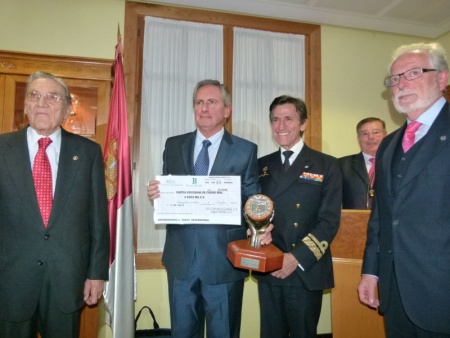 Entrega del premio de "Tertulia XV" a Cáritas