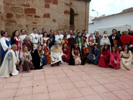 Representantes de Manzanares Medieval en Montiel junto al Consejero de Educación y Cultura, Marcial Marín