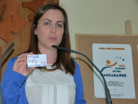 Carmen Beatriz Alcolea, en la presentación del carnet