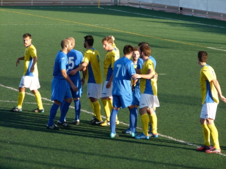 Imagen del partido de ida entre el Manzanares y La Gineta