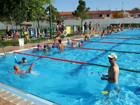 Foto de los cursillos de natación del pasado verano