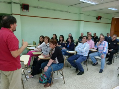 Algunos de los profesionales que participaron en esta actividad en su reunión previa