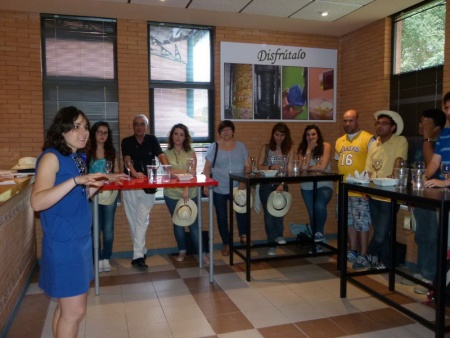 Mónica Bastante durante las catas comentadas de cerveza artesanal