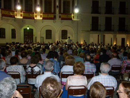 Momento del concierto de feria del jueves