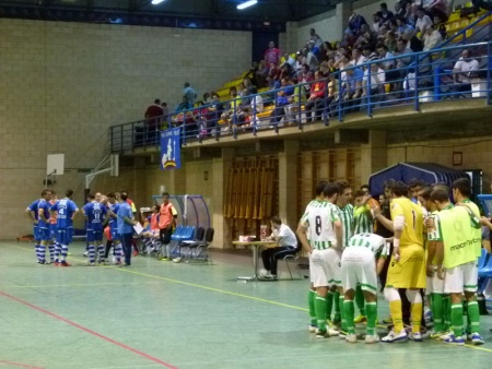 Tras su eliminación en Copa ante el Betis, los locales intentarán congraciarse con su afición