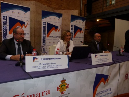 Mariano León, Teresa Giménez y Antonio López de la Manzanara, en la inauguración de las Jornadas Empresariales 2014