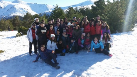 Grupo manzanareño en la nieve