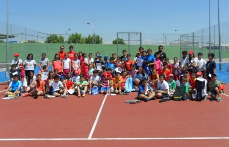 Clausura de la escuela infantil de tenis