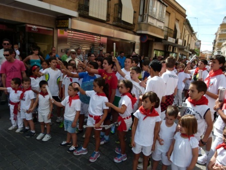 Los "mozos" esperando el inicio del encierro infantil