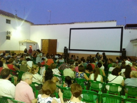 Cine de verano en el Centro Cultural "Ciega de Manzanares"