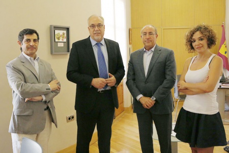 Reunión del Ayuntamiento de Manzanares con la Cámara de Comercio