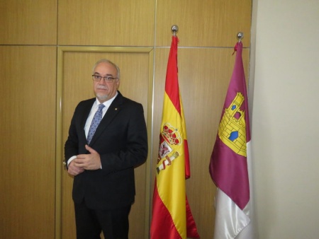 Julian Nieva, Alcalde de Manzanares