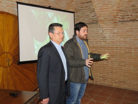 La conferencia de Gerardo Rodríguez fue presentada por Pablo Camacho, concejal de Ferias Comerciales