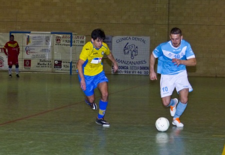 Javi Liria, con el número 10. Foto: José A. Romero