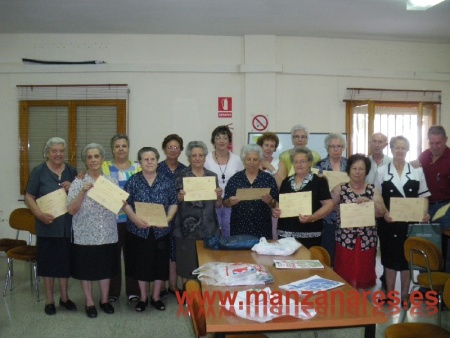 Participantes y organizadores del taller de memoria