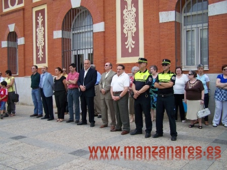 Concentracion silenciosa en Manzanares contra ETA