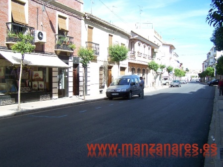 Imagen de la calle Jesús del Perdón en la primera jornada de zona azul