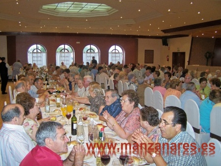 Merienda de convivencia en Manzanares