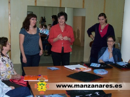 Inauguración del taller de cuidadores de personas dependientes