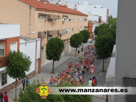 Paso de atletas por la Carretera de La Solana