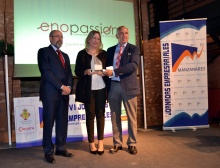 Otilia Romero de Condés y Vicente Sáchez-Migallón recibieron el premio a la innovación empresarial