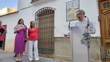 Cristóbal López de la Manzanara presentó a Isabel Quintanilla con unas décimas