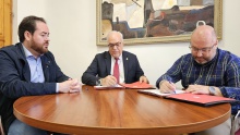 Firma del convenio con el Manzanares FS